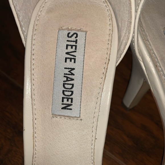 Steve Madden Stecy Sandal - Picture 4 of 5